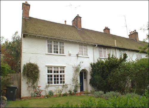 84 Oakwood Road